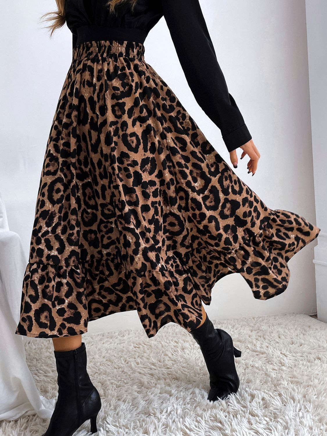 Printed Elastic Waist Midi Skirt