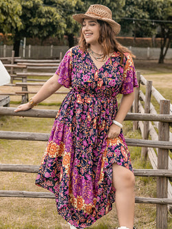 Vestido midi con escote en V y mangas abullonadas y estampado de talla grande