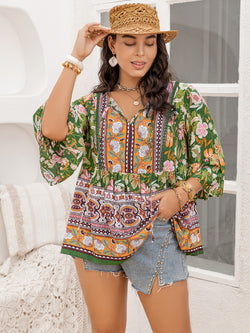 Blusa peplum con cuello anudado y estampado de talla grande