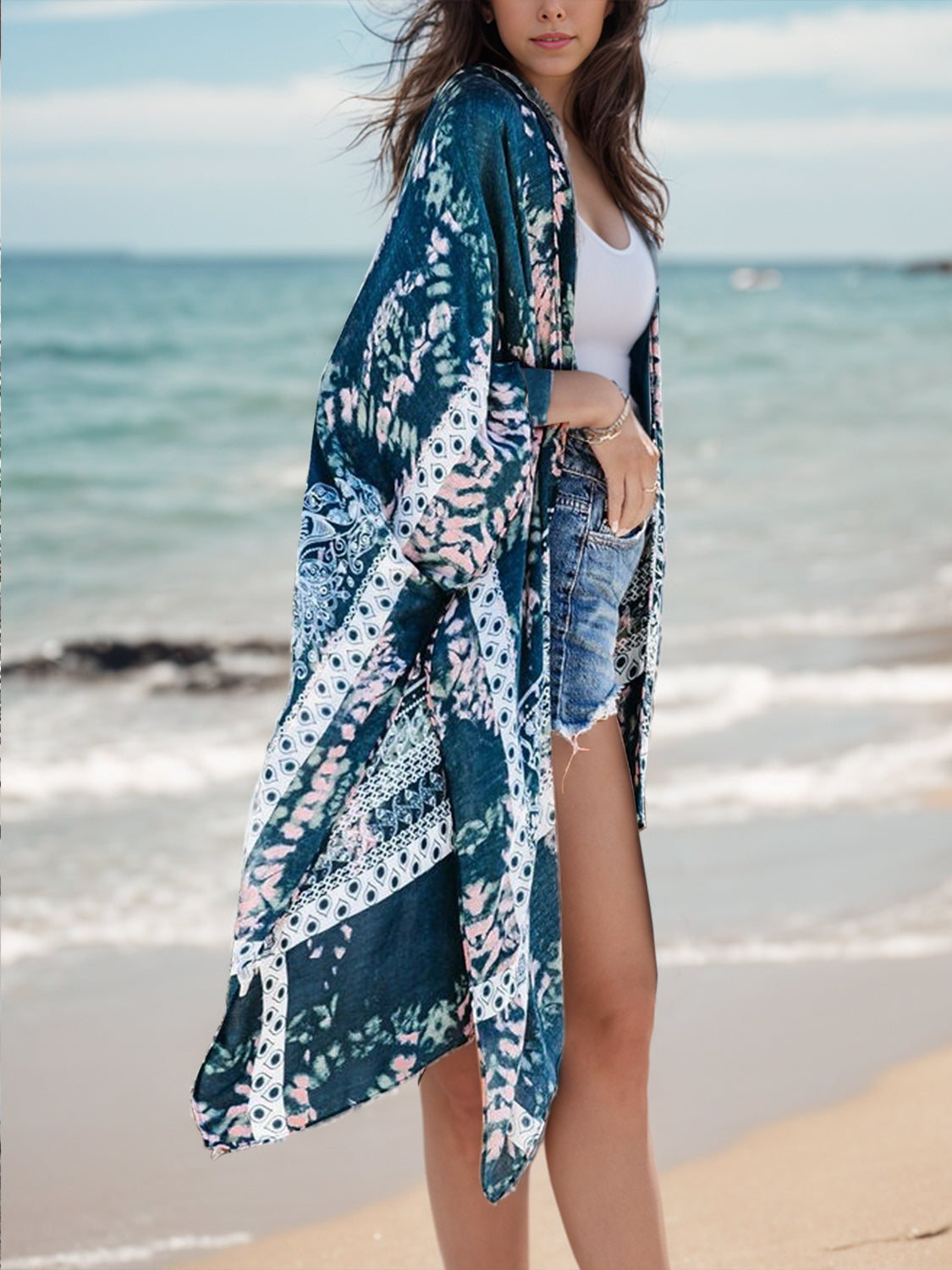 Vestido playero abierto con estampado Lovelet