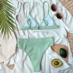 Conjunto de bikini de canalé con tirantes finos