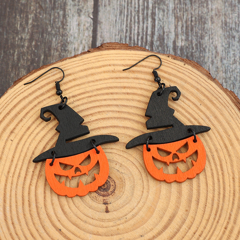 Pendientes de madera con forma de calabaza