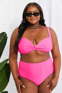 Bikini de tiro alto Take A Dip Twist de Marina West Swim en color rosa