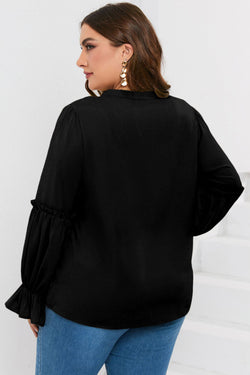 Blusa con volantes en el cuello y mangas con lazo en talla grande