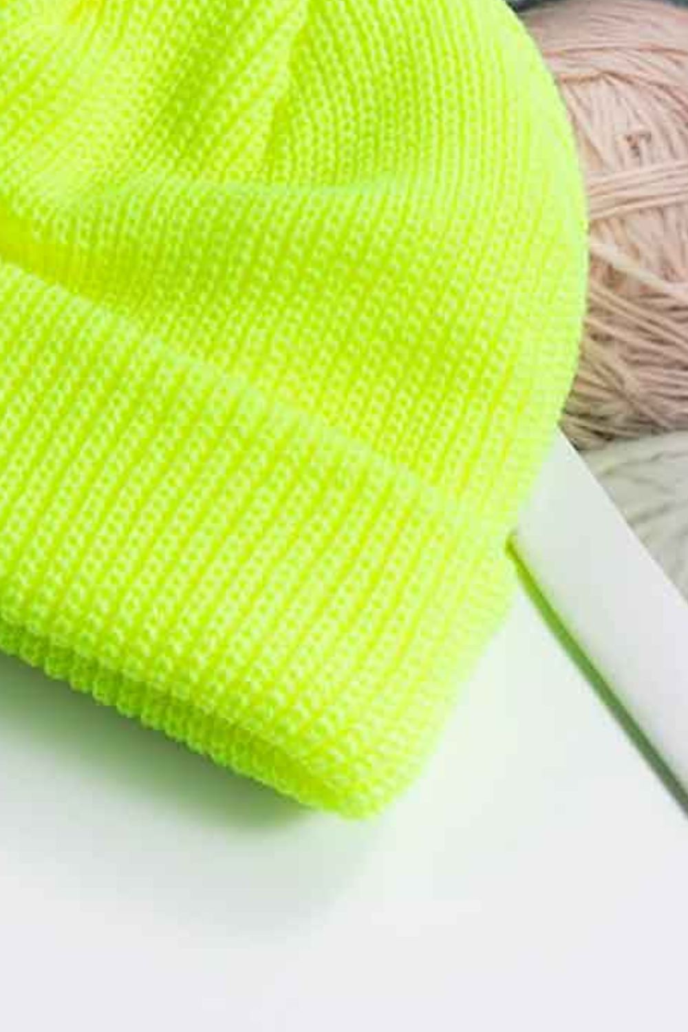 Gorro de punto acanalado con puños cómodos