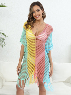 Vestido playero con escote redondo y bloques de color con flecos