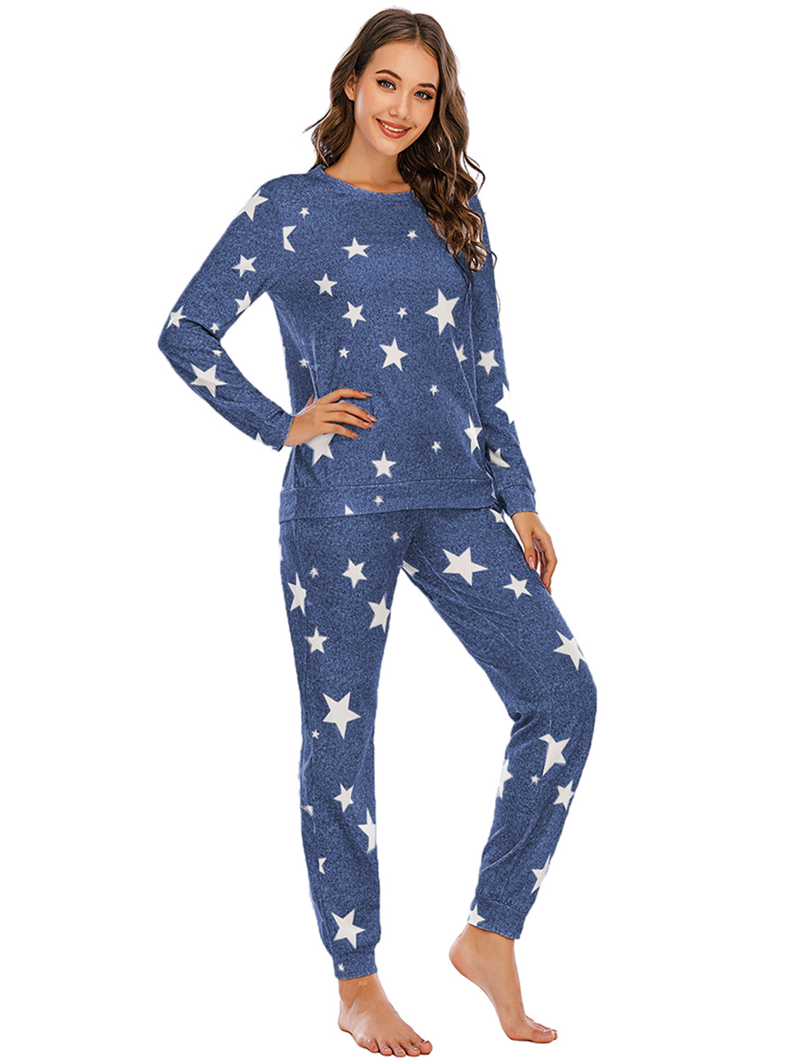 Conjunto de estar por casa con top y pantalón de estrellas