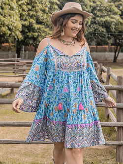 Vestido mini de manga larga con estampado de talla grande