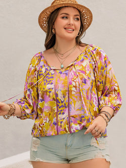 Blusa estampada con lazo en el cuello de talla grande